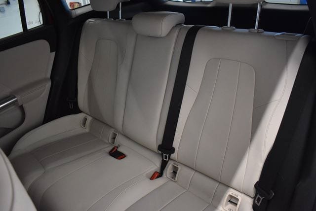 Used 2021 Mercedes-Benz GLA 250 4MATIC image 7