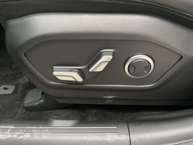 Used 2025 Hyundai Santa Fe SEL image 12