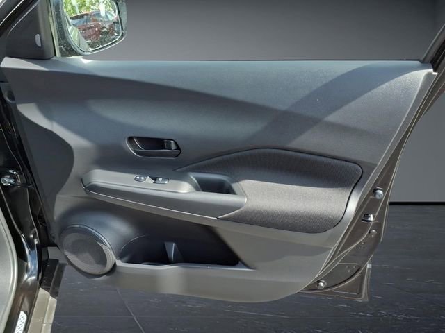 Certified 2025 Nissan Kicks Play S FWD image 19