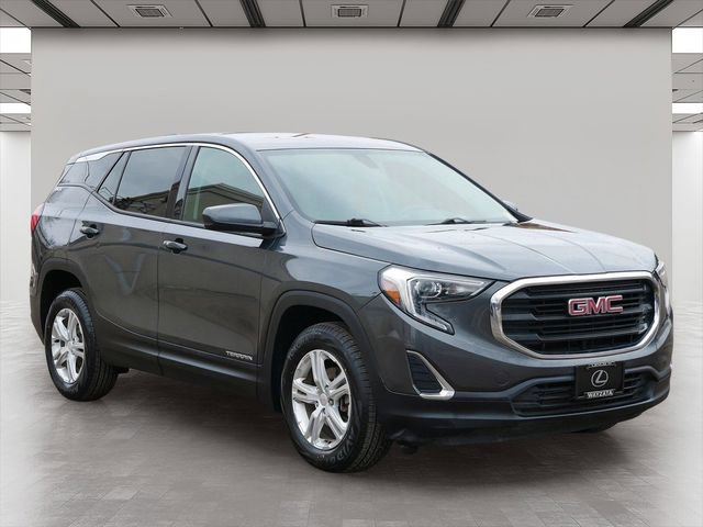 Used 2018 GMC Terrain SLE image 1
