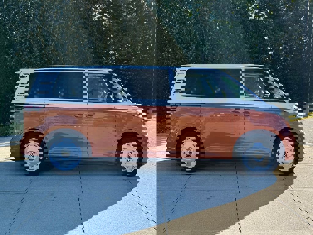 New 2025 Volkswagen ID. Buzz 1st Edition image 6