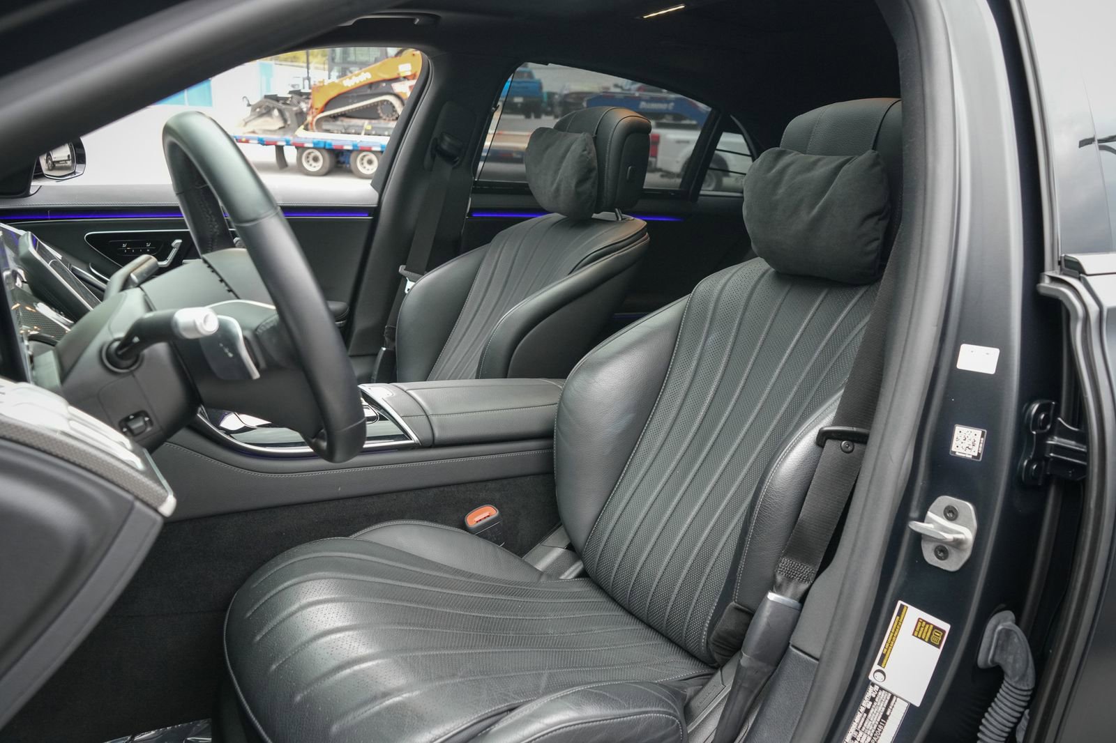 Used 2023 Mercedes-Benz S 580e 4MATIC Sedan w/ AMG Line image 26