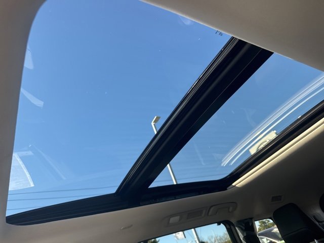New 2026 INFINITI QX60 Luxe w/ Cargo Package image 16