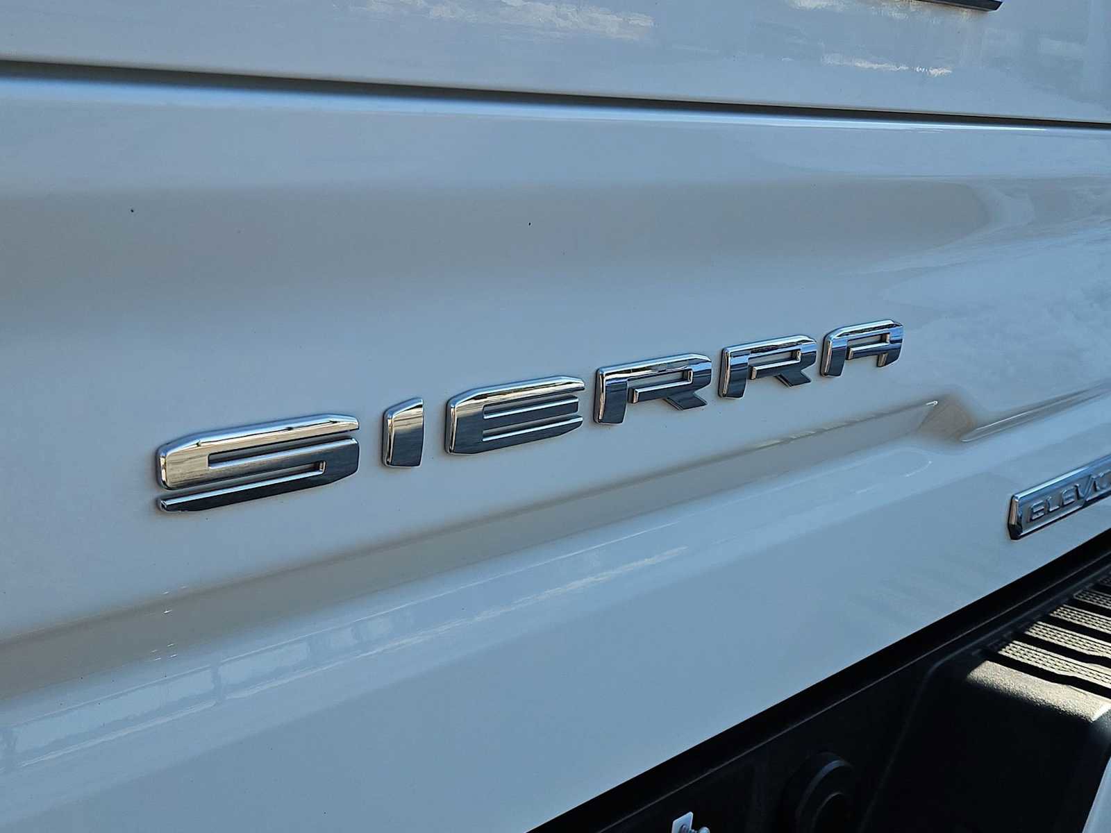 Certified 2022 GMC Sierra 1500 Elevation image 13