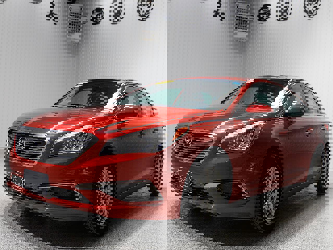 Used 2017 Hyundai Sonata SE image 2