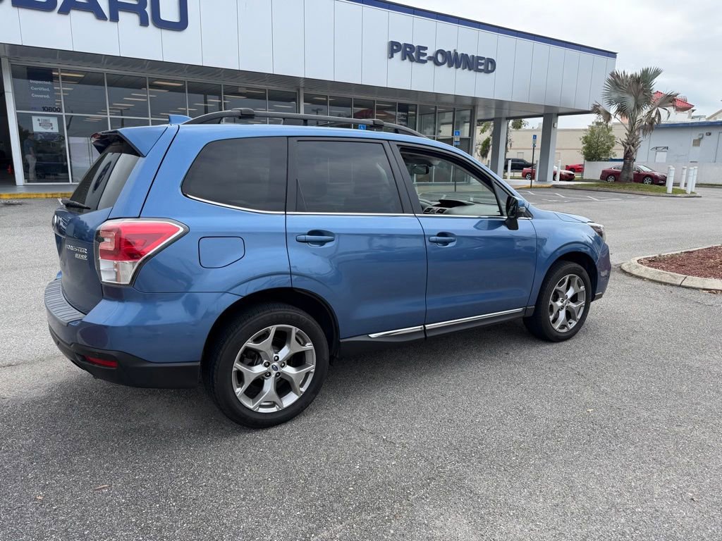 Used 2017 Subaru Forester 2.5i Touring AWD/4WD image 2