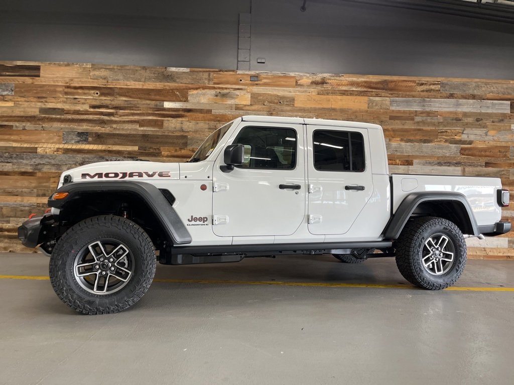 New 2026 Jeep Gladiator Mojave image 21