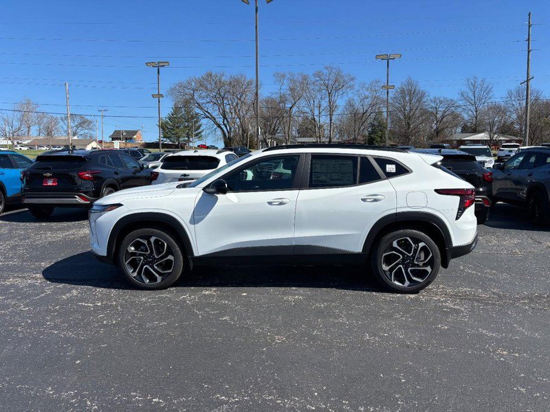 New 2026 Chevrolet Trax RS w/ Driver Confidence Package video 2