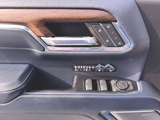 Used 2024 Chevrolet Silverado 1500 High Country w/ High Country Premium Package AWD/4WD image 24