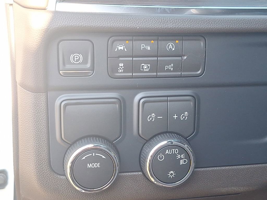 New 2026 Chevrolet Tahoe LS image 12