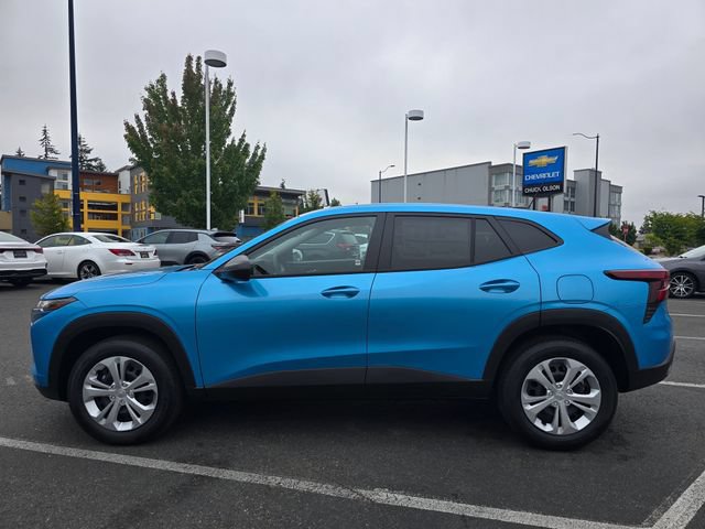 New 2026 Chevrolet Trax LS w/ Driver Confidence Package FWD image 2