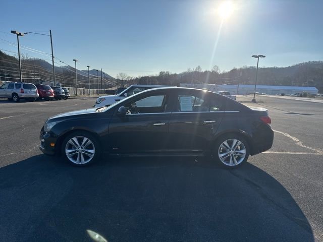 Used 2015 Chevrolet Cruze LTZ w/ Sun, Sound and Sport Package image 5