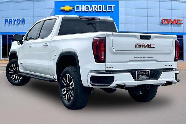 Used 2025 GMC Sierra 1500 AT4 w/ AT4 Premium Package AWD/4WD image 4