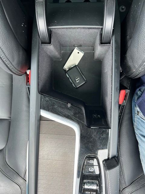 Used 2020 Volvo V90 T6 Cross Country image 36