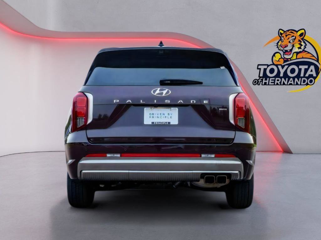 Used 2024 Hyundai Palisade Calligraphy image 6