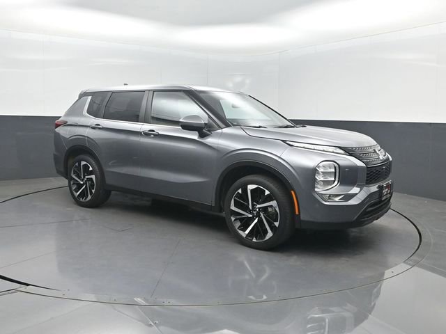 Used 2022 Mitsubishi Outlander SE AWD/4WD image 33