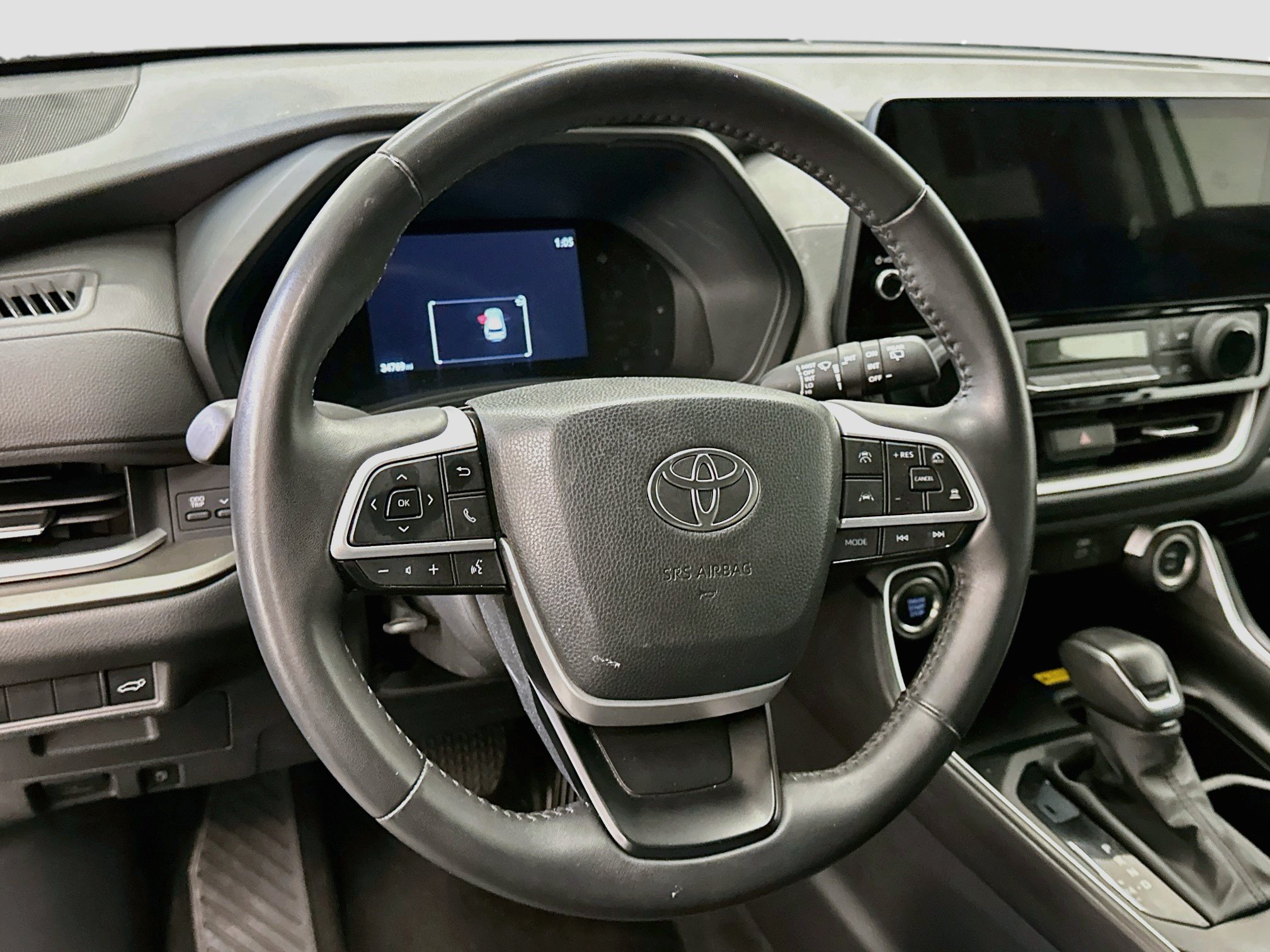 Used 2025 Toyota Grand Highlander AWD image 18