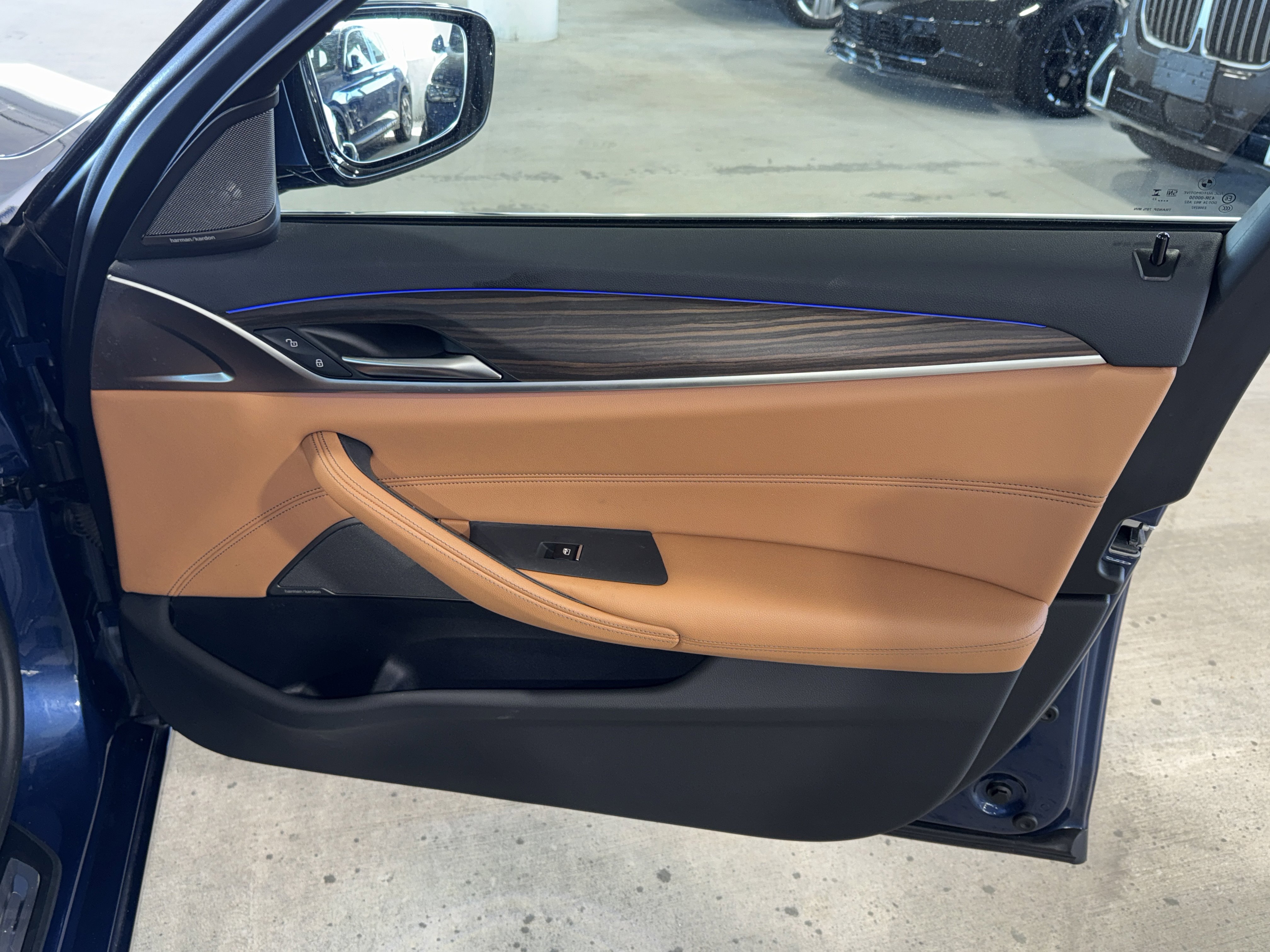 Certified 2023 BMW 530i w/ Premium Package RWD image 9