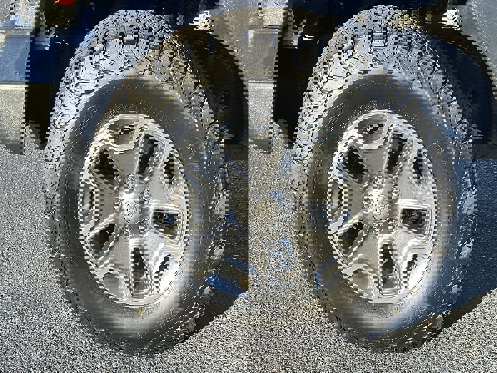 Used 2013 Jeep Wrangler Unlimited Rubicon w/ Connectivity Group image 13