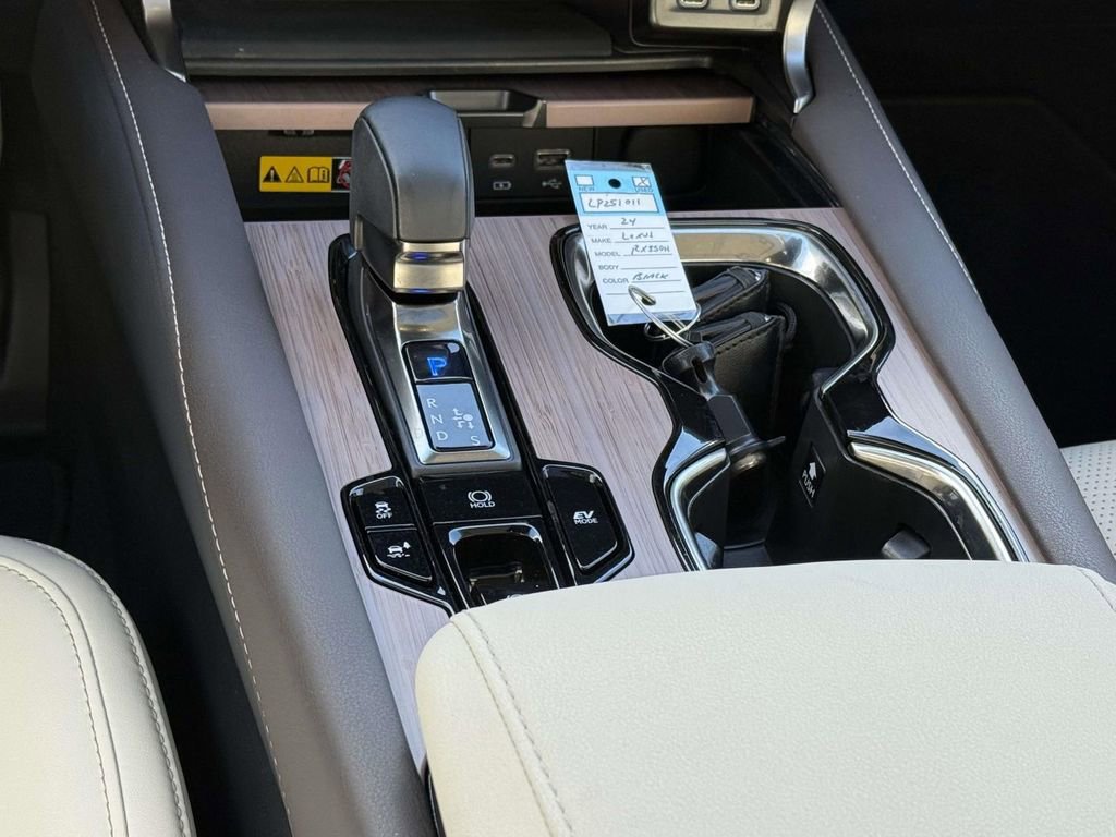 Used 2024 Lexus RX 350 image 19