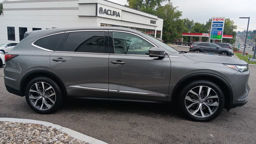 Used 2024 Acura MDX w/ Technology Package AWD/4WD image 6