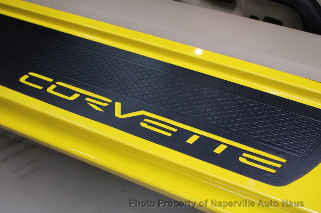 Used 2007 Chevrolet Corvette Coupe w/ Preferred Equipment Group RWD image 19