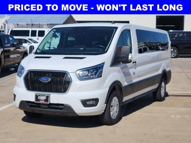 Used 2023 Ford Transit 350 XLT image 12