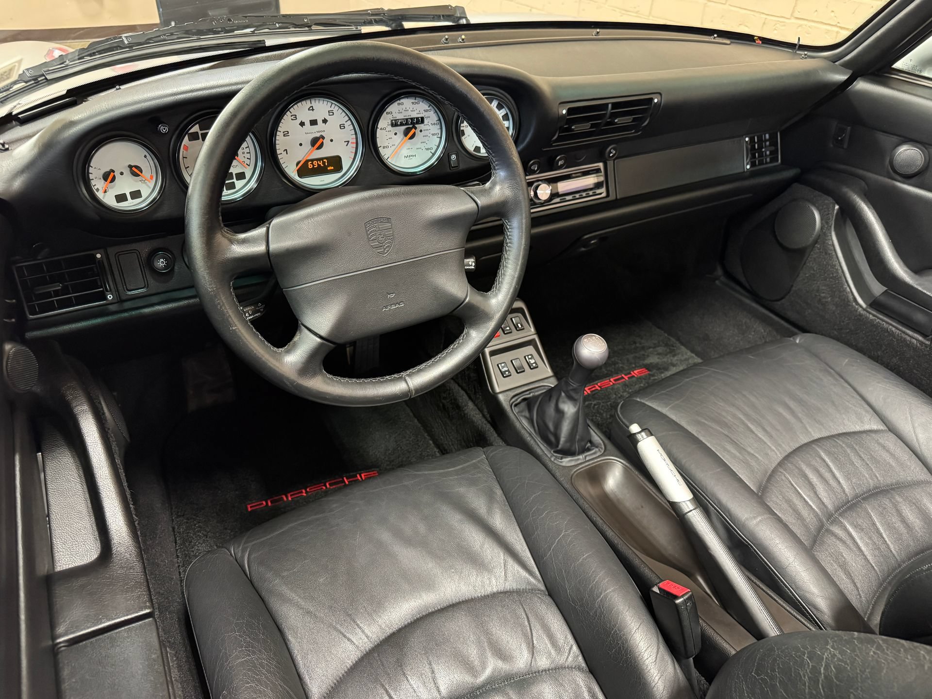 Used 1998 Porsche 911 Carrera RWD image 54