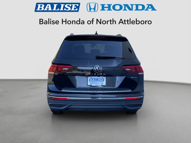 Used 2022 Volkswagen Tiguan S image 4