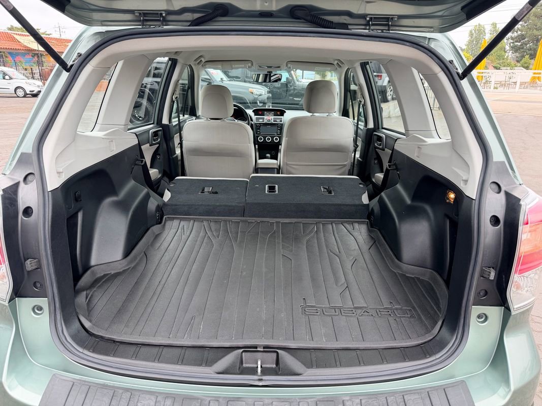 Used 2018 Subaru Forester 2.5i w/ Alloy Wheel Package image 19