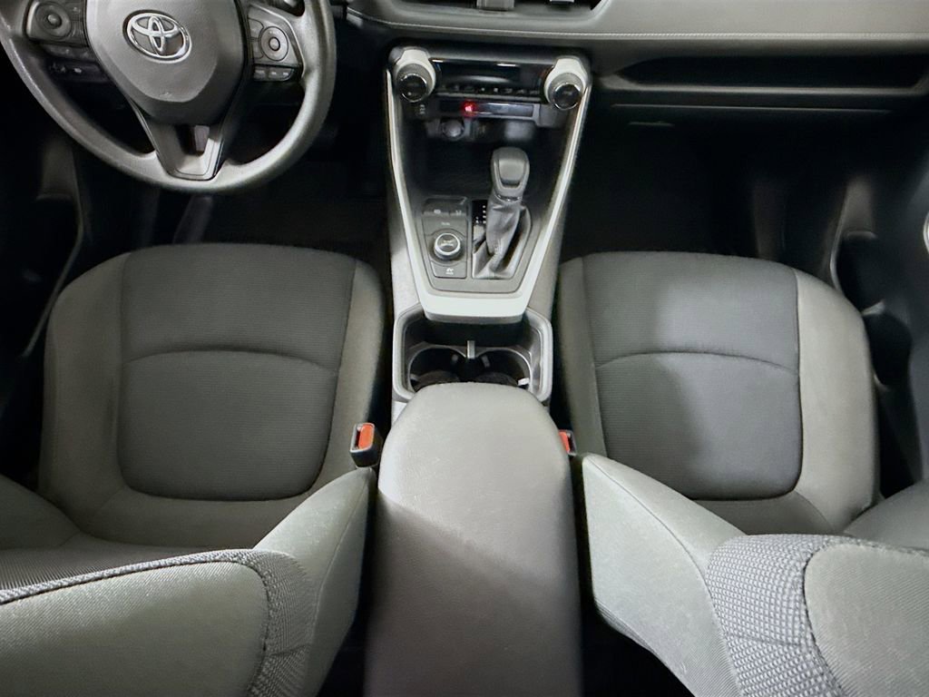 Used 2023 Toyota RAV4 LE image 15