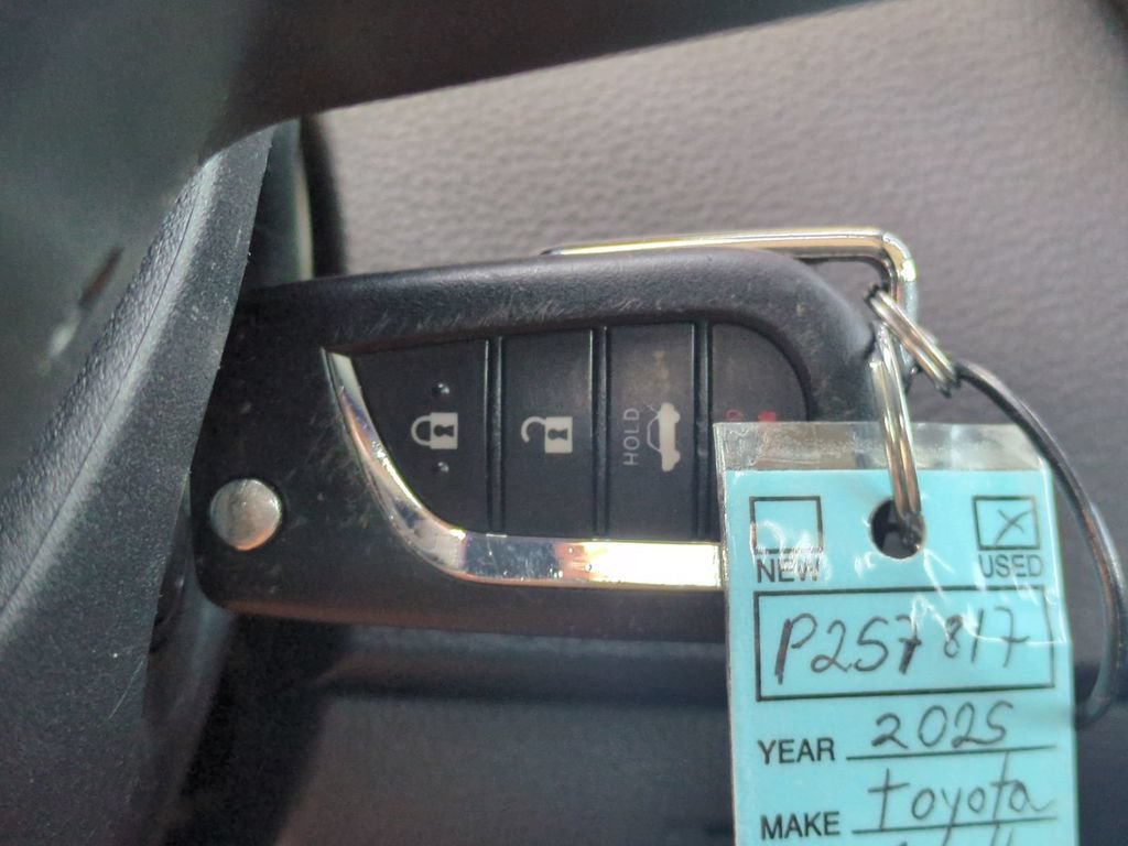 Used 2025 Toyota Corolla LE FWD image 46
