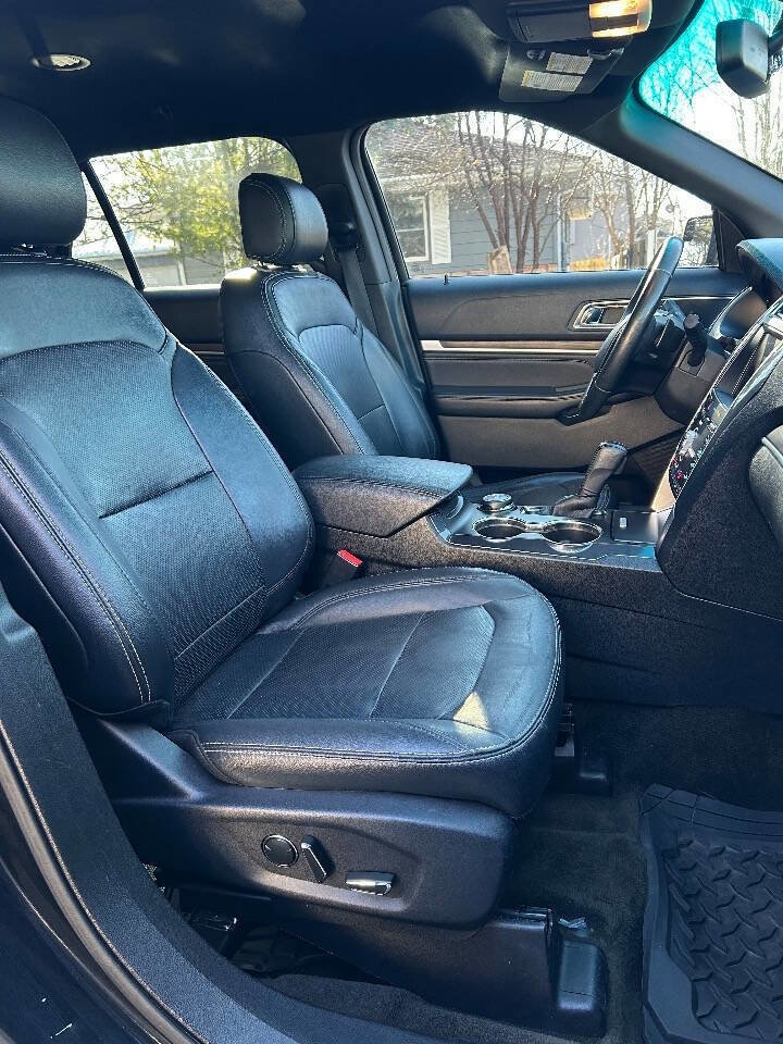 Used 2016 Ford Explorer Limited image 10