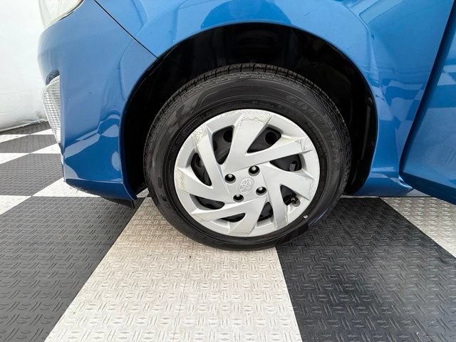 Used 2015 Toyota Prius C Two FWD image 9