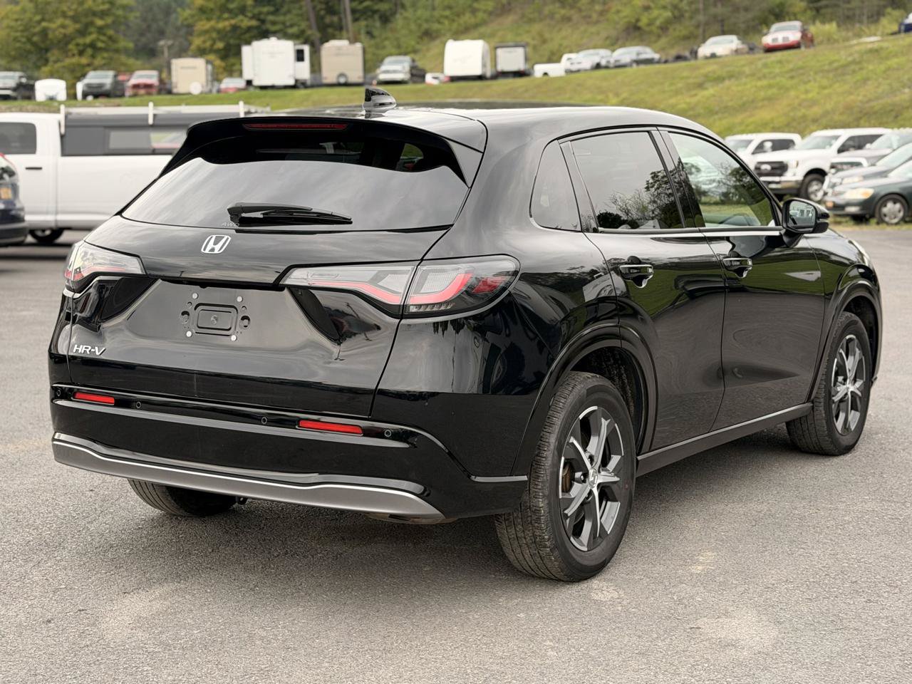 Used 2025 Honda HR-V EX-L image 5