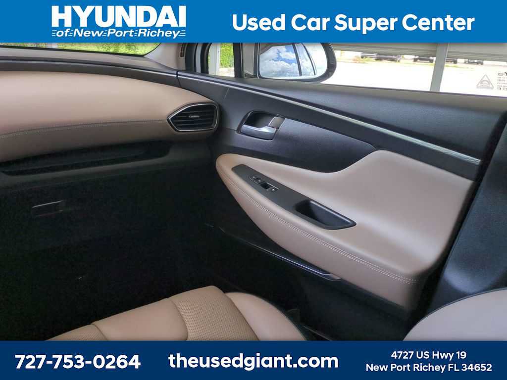 Used 2023 Hyundai Santa Fe SEL w/ Premium Package AWD/4WD image 19