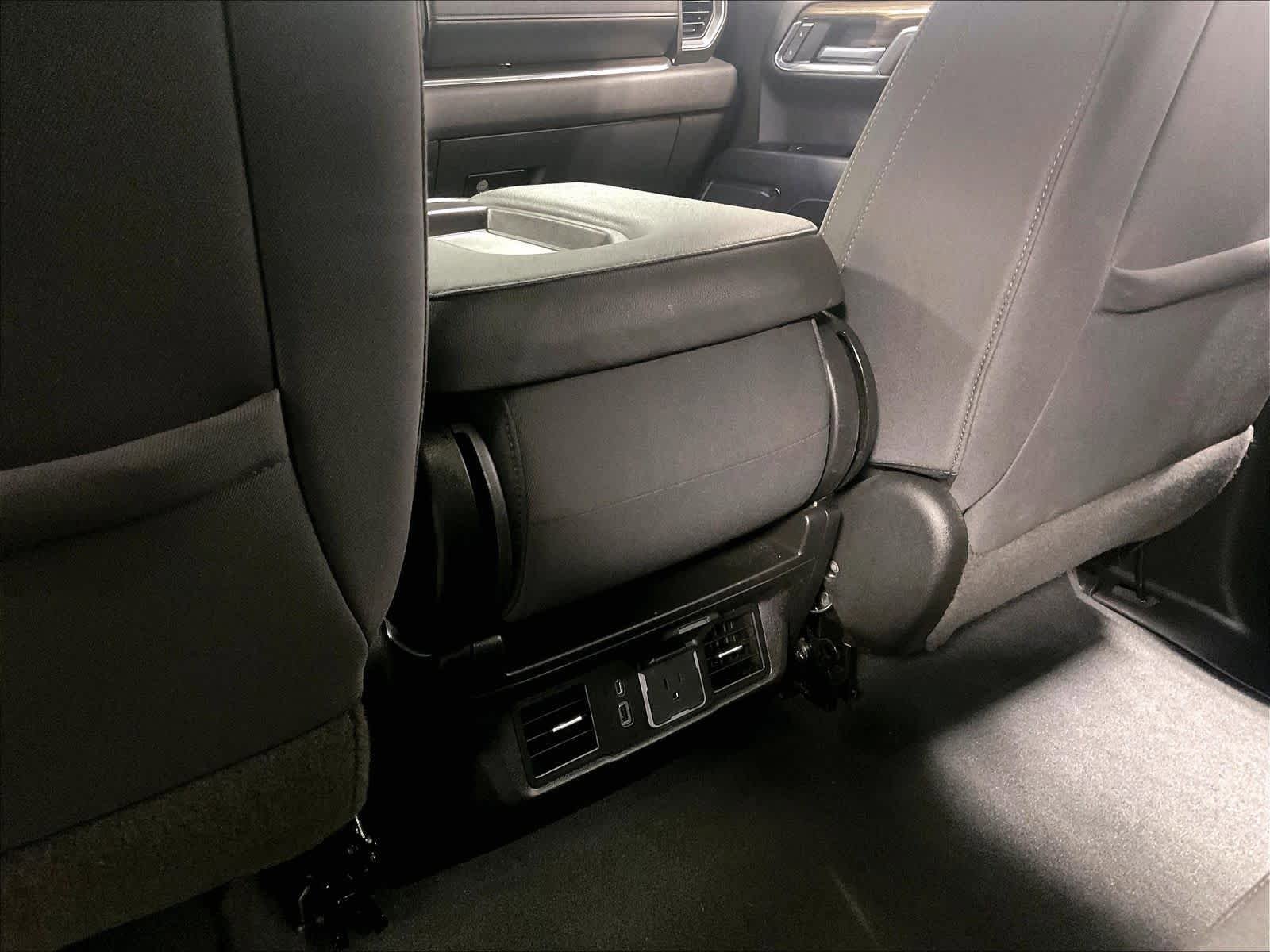 Used 2023 Chevrolet Silverado 1500 LT image 27