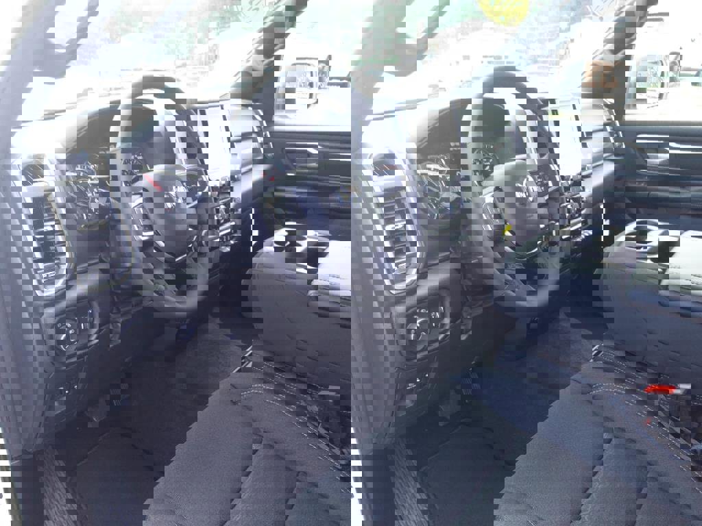 New 2025 RAM 1500 Big Horn image 10