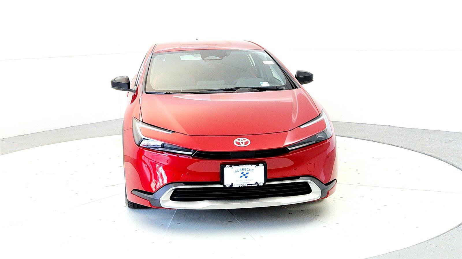 New 2026 Toyota Prius Plug-In Hybrid FWD image 8