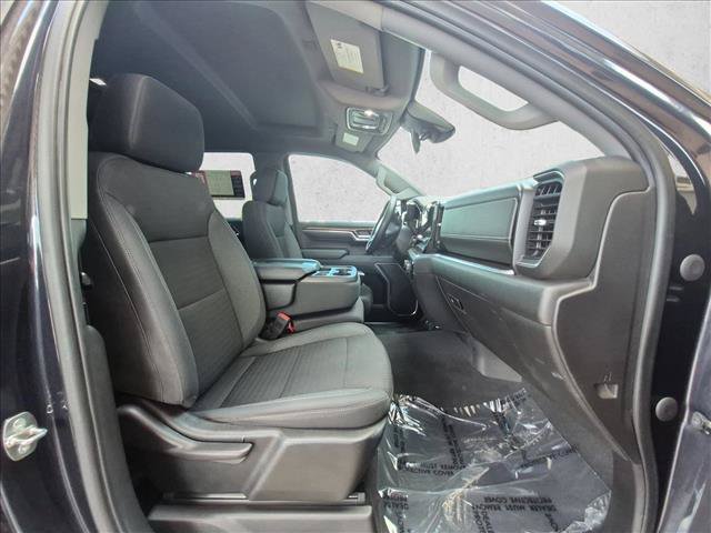 Used 2022 Chevrolet Silverado 1500 LT AWD/4WD image 20