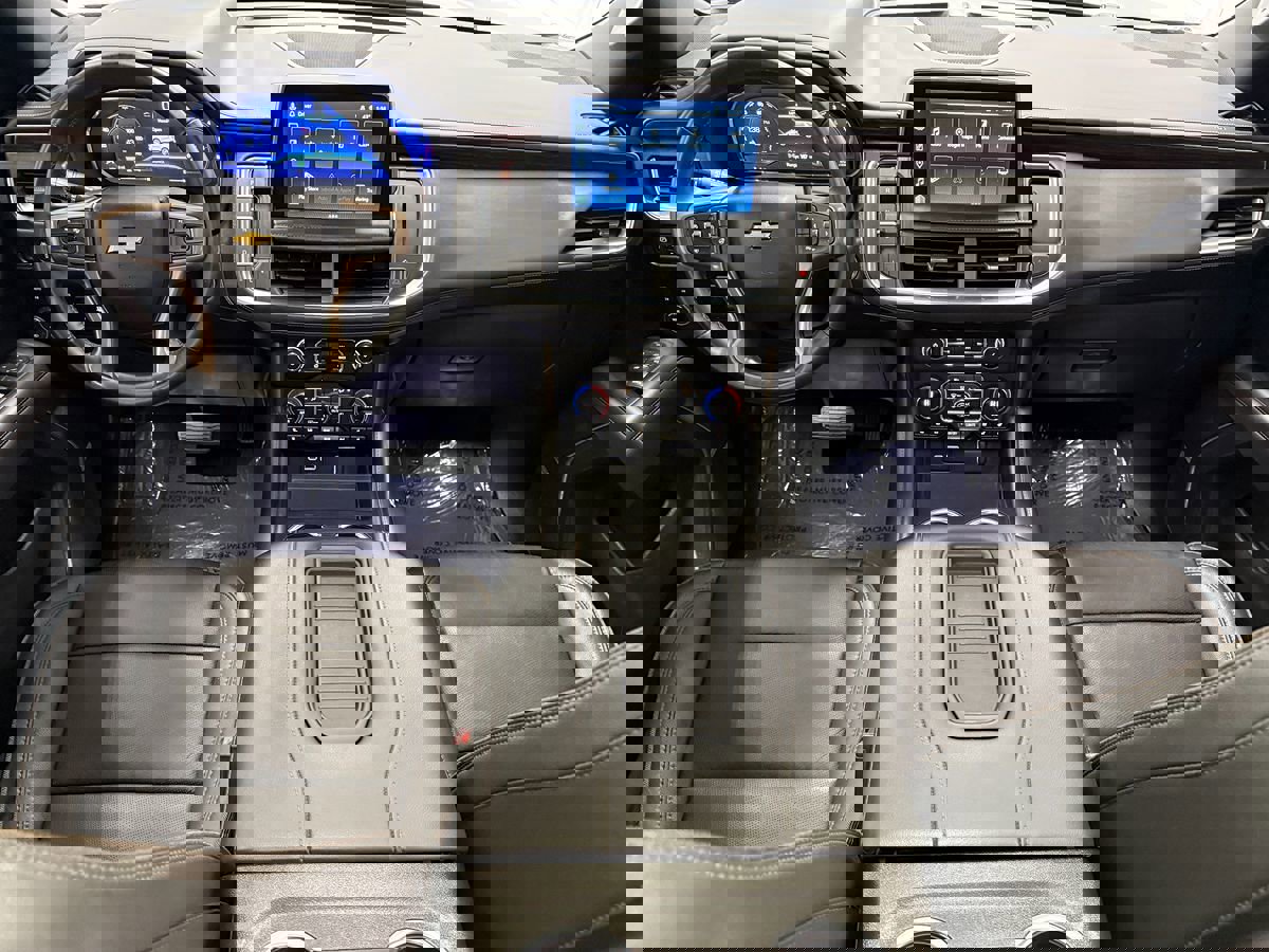 Used 2024 Chevrolet Tahoe High Country image 18