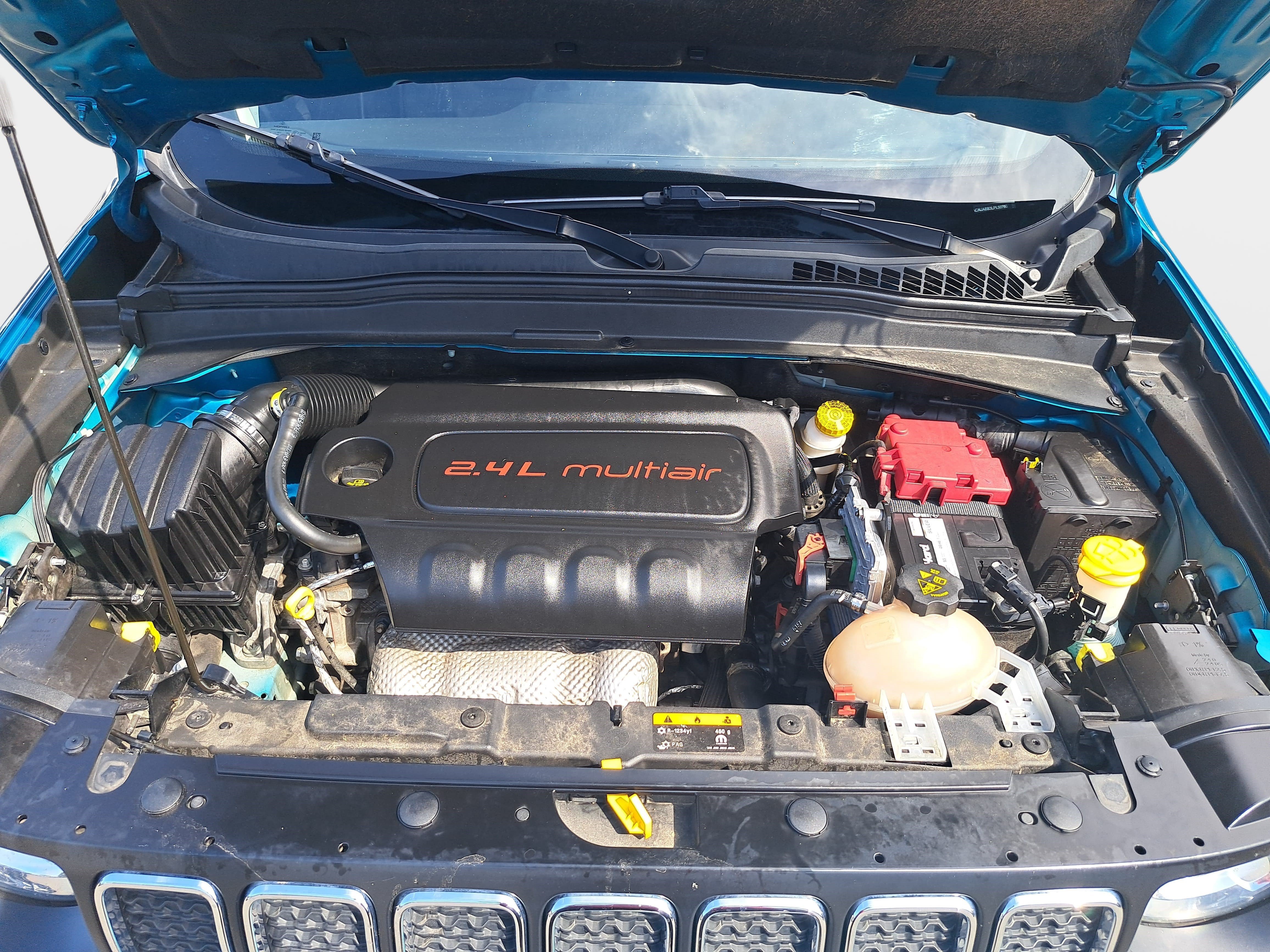 Used 2020 Jeep Renegade Latitude FWD image 27