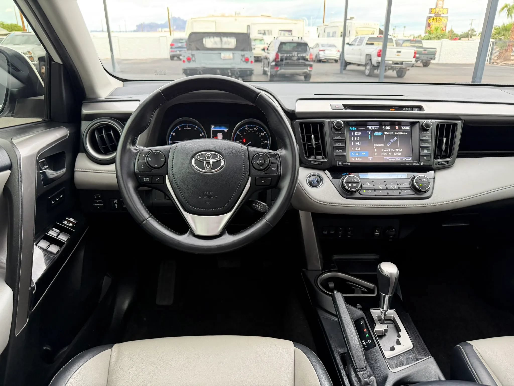 Used 2017 Toyota RAV4 Limited w/ Advanced Technology Package FWD image 28