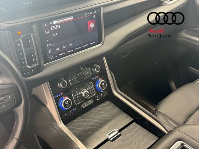 Used 2024 GMC Yukon Denali w/ Advanced Technology Package AWD/4WD image 31
