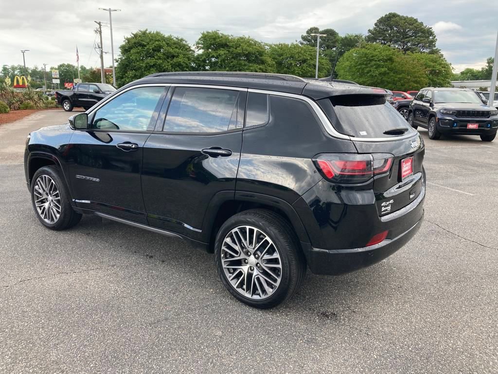 New 2024 Jeep Compass Limited w/ Elite Group image 3