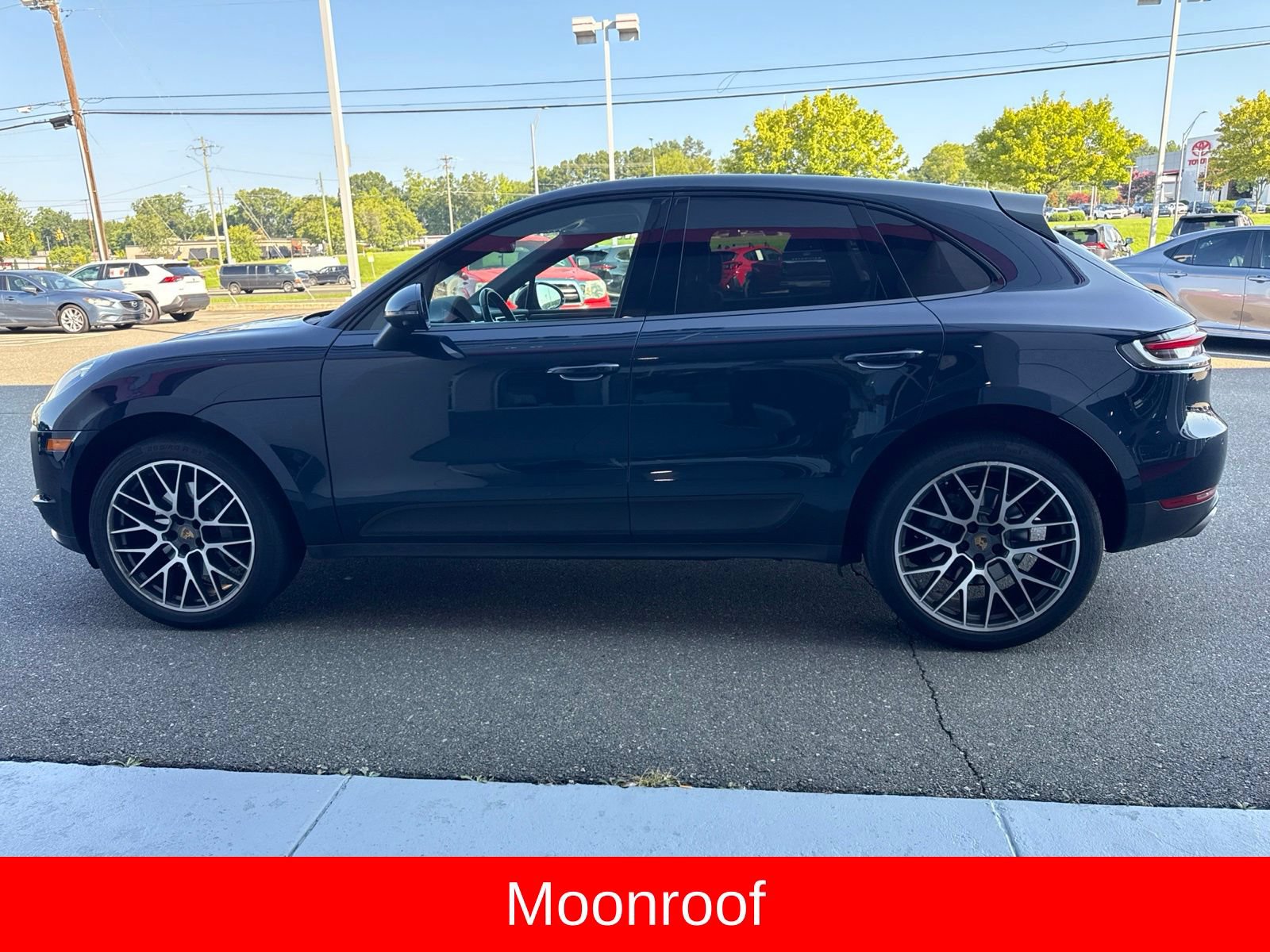 Used 2019 Porsche Macan S AWD/4WD image 10