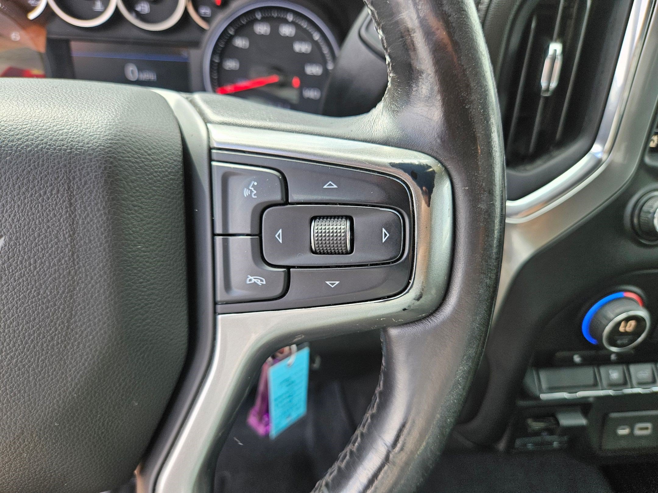 Used 2020 Chevrolet Silverado 2500 LT w/ Fleet Comfort Package AWD/4WD image 18