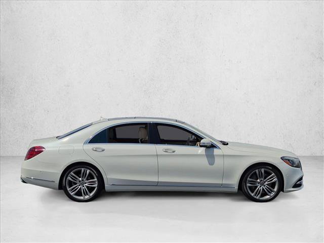 Used 2018 Mercedes-Benz S 560 Sedan image 4