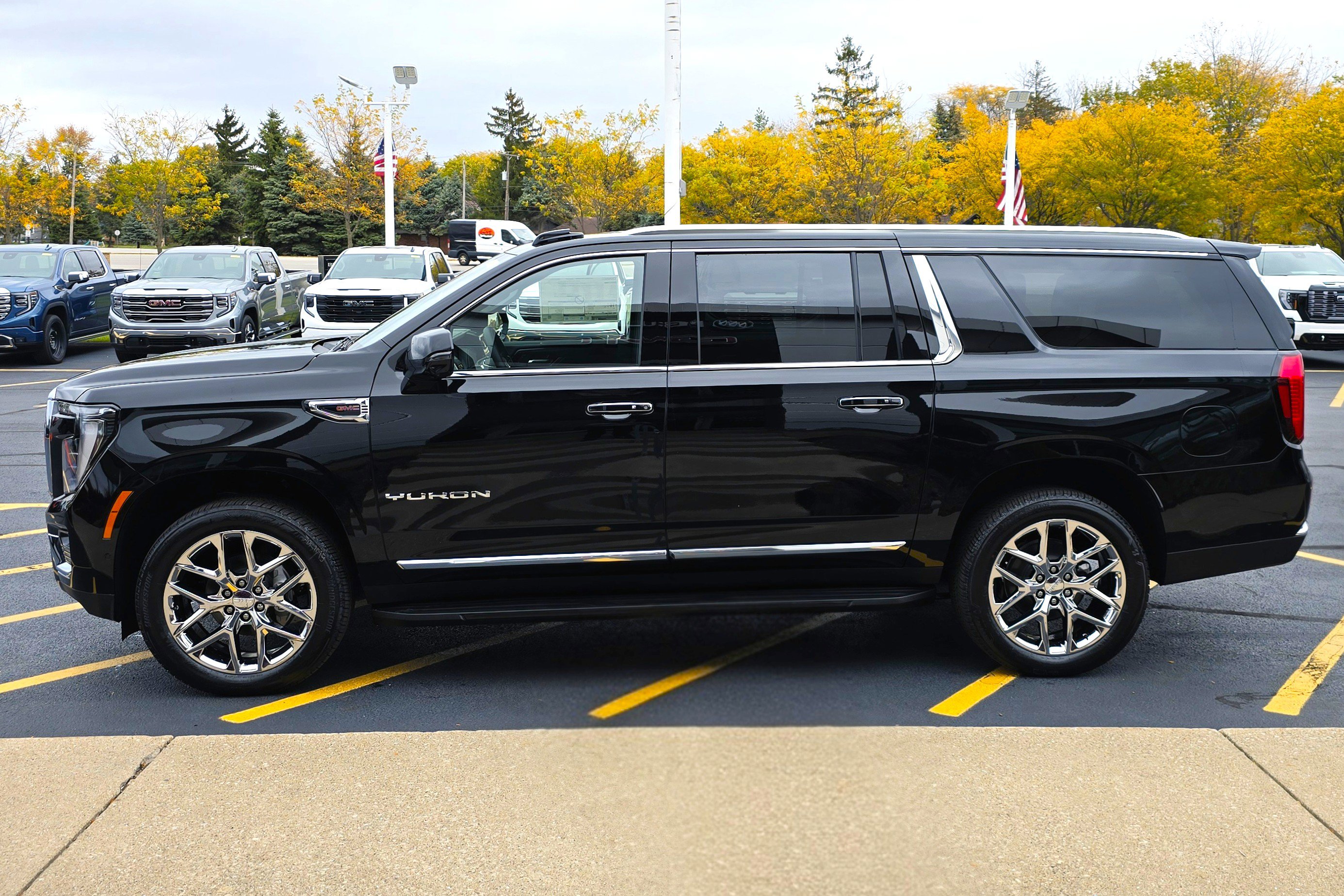New 2026 GMC Yukon XL Elevation image 4