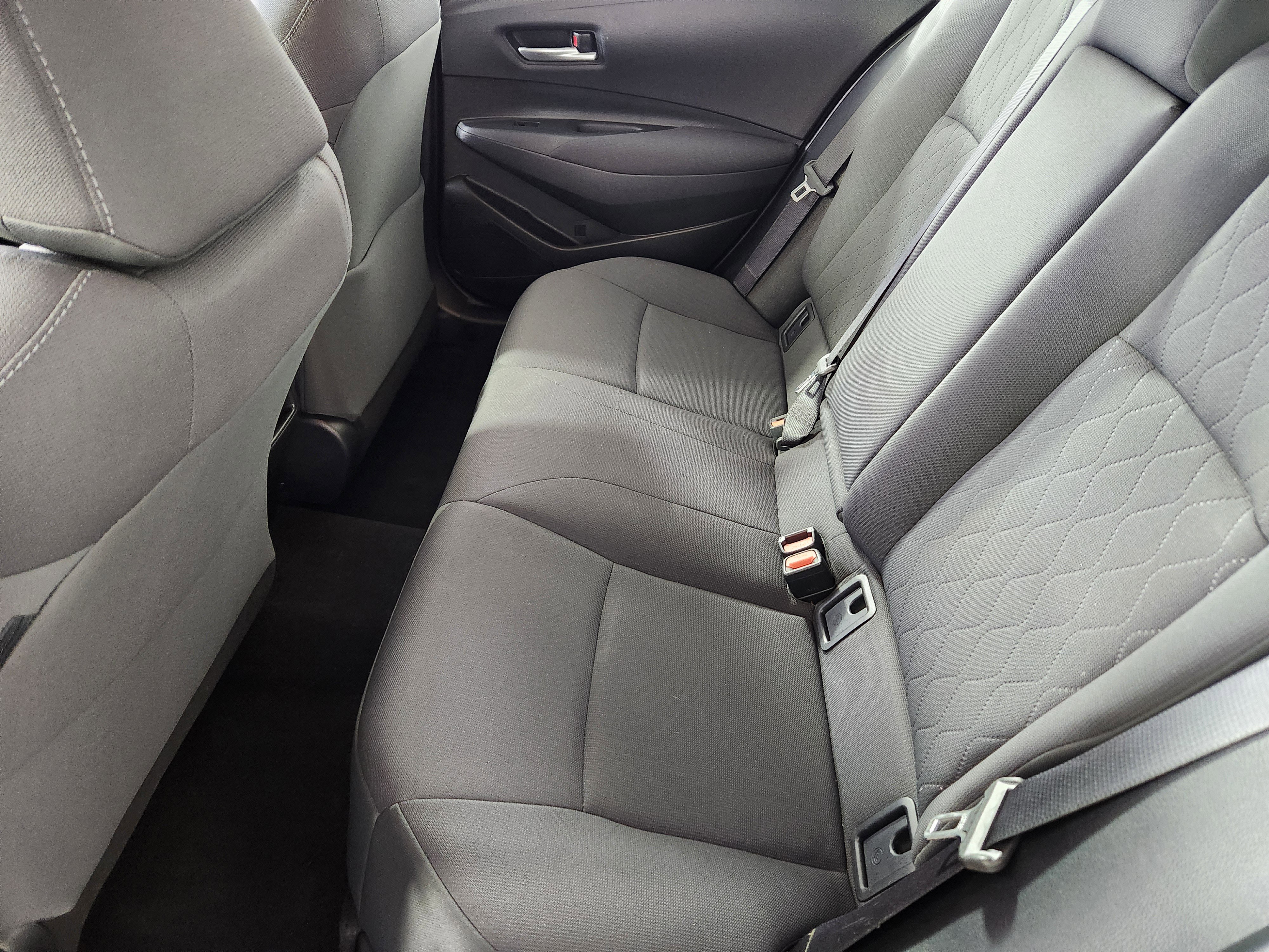 Used 2020 Toyota Corolla LE image 14